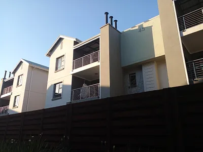 1 Bedroom Apartment For Sale in Sandton - img