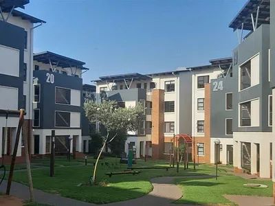 2 Bedroom Apartment To Rent in Edenvale - C49b.webp