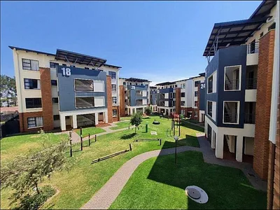2 Bedroom Apartment To Rent in Edenvale - I0qh.webp