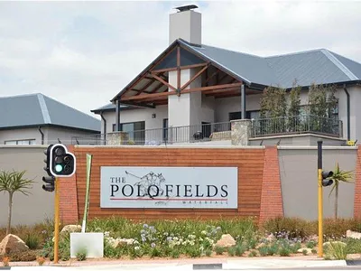 3 Bedroom Apartment To Rent in Midrand - xOo8.webp