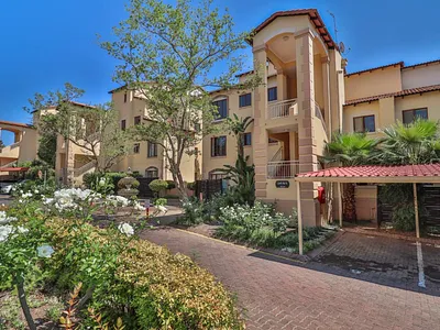 3 Bedroom Apartment For Sale in Sandton - VUAI.webp