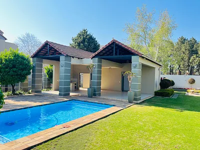 1 Bedroom Apartment To Rent in Sandton - ZufP.webp