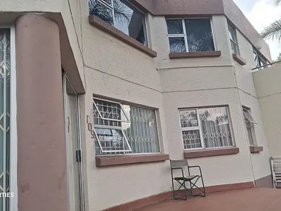 2 Bedroom Apartment To Rent in Bedfordview - eSkP.webp