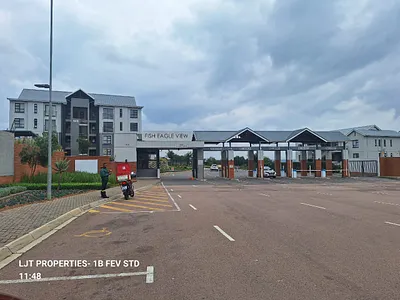 1 Bedroom Apartment To Rent in Sandton - 50I7.webp