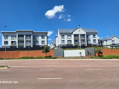 1 Bedroom Apartment For Sale in Sandton - img