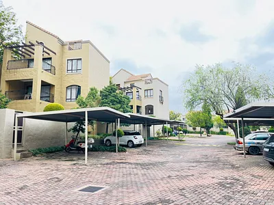 1 Bedroom Apartment For Sale in Sandton - img