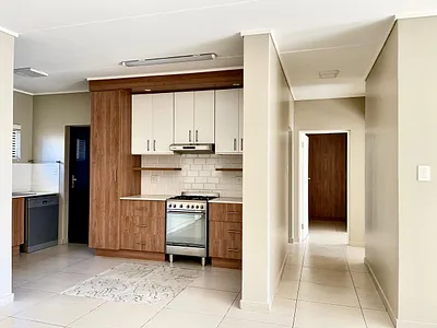 2 Bedroom Apartment To Rent in Midrand - tkjo.webp