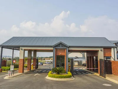 2 Bedroom Apartment To Rent in Midrand - iqs9.webp