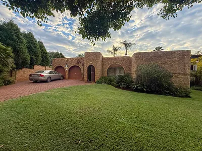 4 Bedroom House For Sale in Pretoria - B2XT.webp