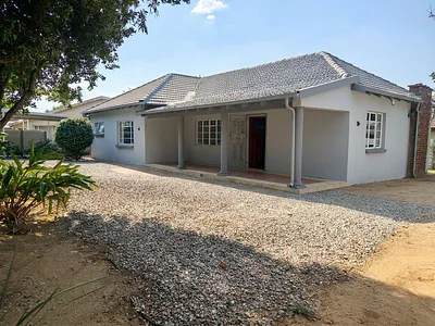 3 Bedroom House To Rent in Pretoria - img