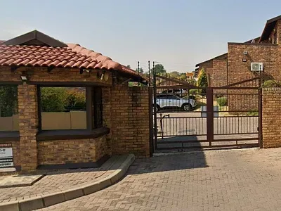 2 Bedroom Apartment For Sale in Midrand - lmJN.webp