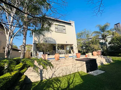 4 Bedroom Townhouse For Sale in Morningside, Sandton - js10.webp