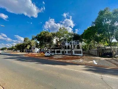 2 Bedroom Apartment For Sale in Menlo Park, Pretoria - hUlb.webp