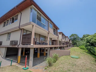 3 Bedroom Apartment For Sale in Ballito - 6rn0.webp