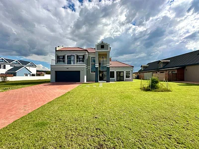4 Bedroom House For Sale in Mooiplaats AH, Pretoria - HHGX.webp