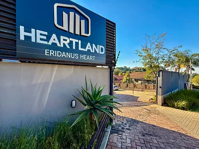 2 Bedroom Townhouse For Sale in Pretoria - 8SLk.webp