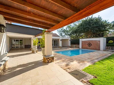 6 Bedroom House For Sale in Olympus AH, Pretoria - Lyrt.webp