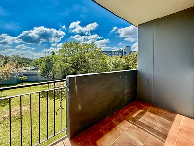 2 Bedroom Apartment For Sale in Pretoria - axCF.webp