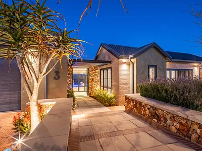 4 Bedroom House For Sale in Midstream Ridge Estate, Centurion - gK0V.webp