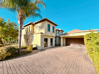 4 Bedroom House For Sale in Centurion - PTOS.webp