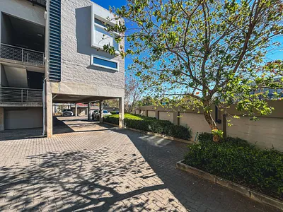 1 Bedroom Apartment For Sale in Pretoria - 7t0o.webp
