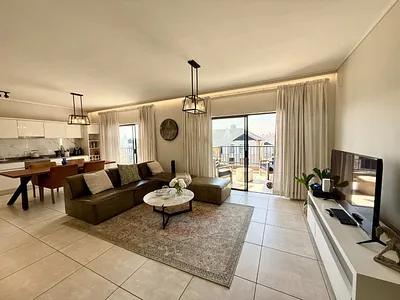 2 Bedroom Apartment For Sale in Midrand - XPUJ.webp
