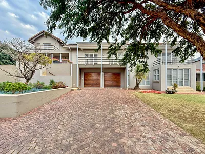 5 Bedroom House For Sale in Copperleaf Estate, Centurion - w1ri.webp