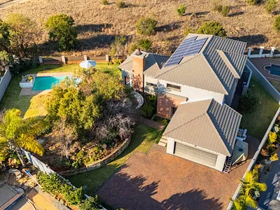 5 Bedroom House For Sale in Stone Ridge, Centurion - tW2W.webp