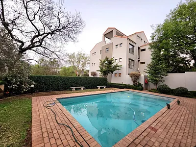 2 Bedroom Apartment For Sale in Sandton - 61Xz.webp