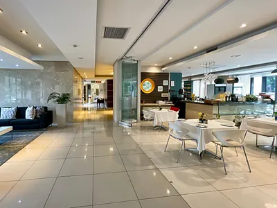 2 Bedroom Apartment To Rent in Sandton - img