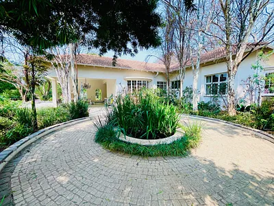 4 Bedroom House To Rent in Johannesburg - img