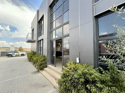 Industrial Property For Sale in Centurion - Y8fL.webp