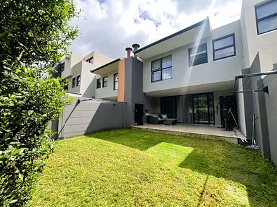 2 Bedroom Townhouse For Sale in Shere, Pretoria - 9x56.webp