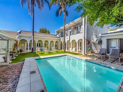 Commercial Property For Sale in Pretoria - D9El.webp