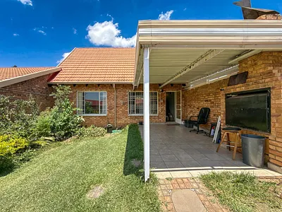 2 Bedroom Townhouse For Sale in Pretoria - TYPG.webp