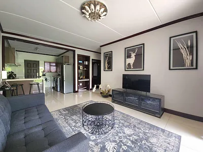 2 Bedroom Apartment For Sale in Sandton - Y1rZ.webp