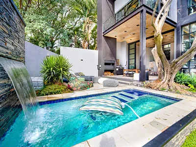 6 Bedroom House To Rent in Pretoria - JpMv.webp