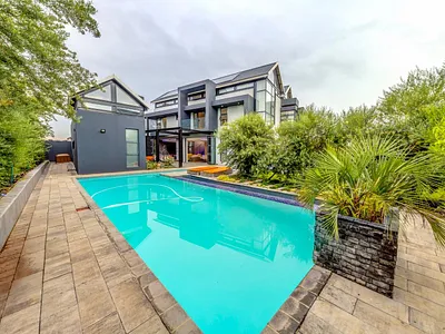 5 Bedroom House For Sale in Midrand - 95pG.webp