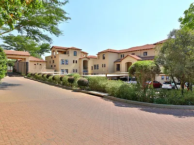2 Bedroom Apartment For Sale in Midrand - prGu.webp