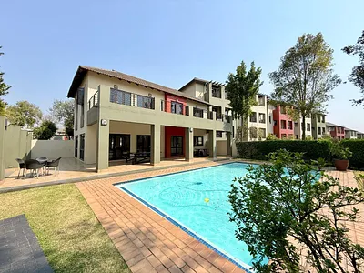 0.5 Bedroom Apartment To Rent in Sandton - img