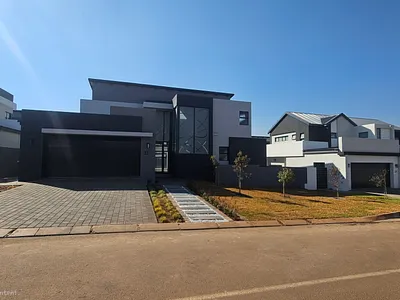 4 Bedroom House For Sale in Centurion - OtuS.webp