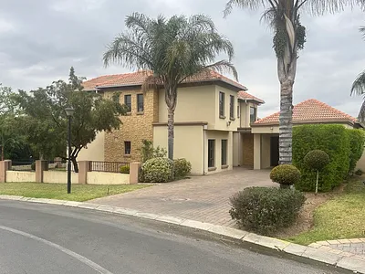 4 Bedroom House For Sale in Centurion - img