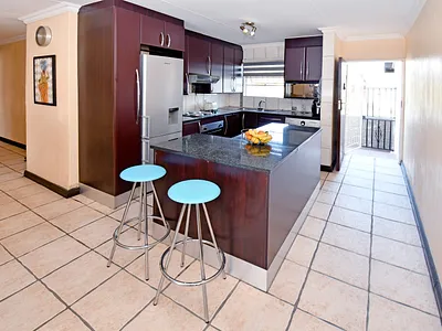3 Bedroom Townhouse For Sale in Midrand - oHZ5.webp