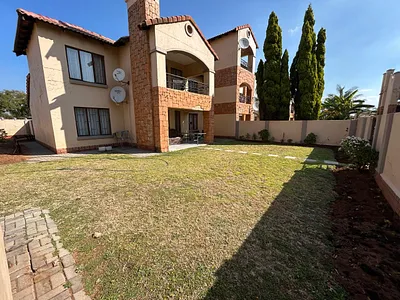 3 Bedroom Townhouse For Sale in Midrand - mEh8.webp