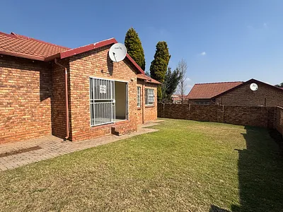 2 Bedroom Townhouse To Rent in Midrand - img