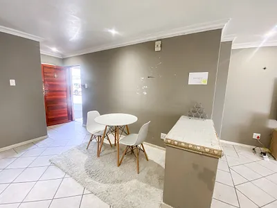 2 Bedroom Apartment For Sale in Midrand - img