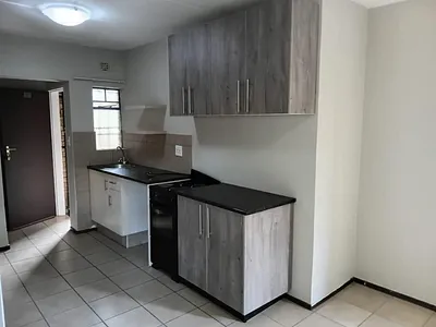 1 Bedroom Apartment For Sale in Midrand - JQRC.webp