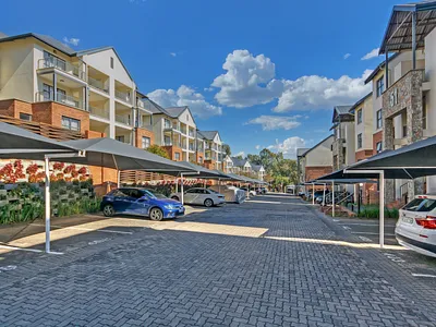 3 Bedroom Apartment For Sale in Midrand - MsrR.webp