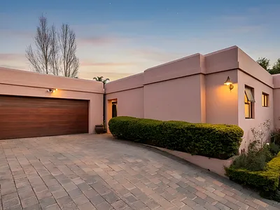 3 Bedroom Townhouse For Sale in Sandton - lpC9.webp