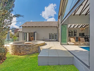 4 Bedroom House For Sale in Midrand - JO5q.webp